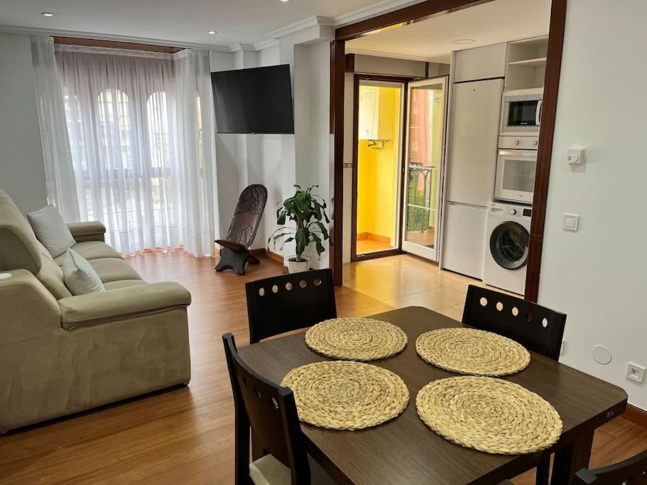 Piso Acogedor Y Centrico Apartment Santona Exterior photo